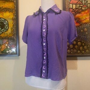 ❌ SOLD ❌ Hot Topic Hello Kitty Chococat Button-down Blouse